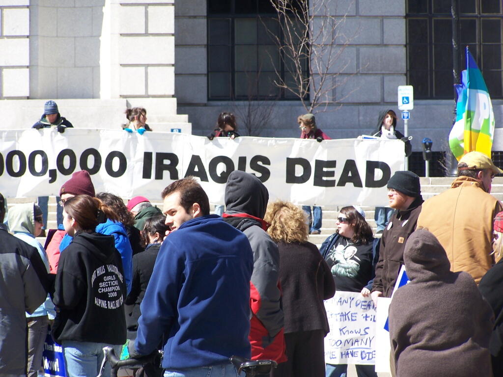 100,000 Iraqis Dead