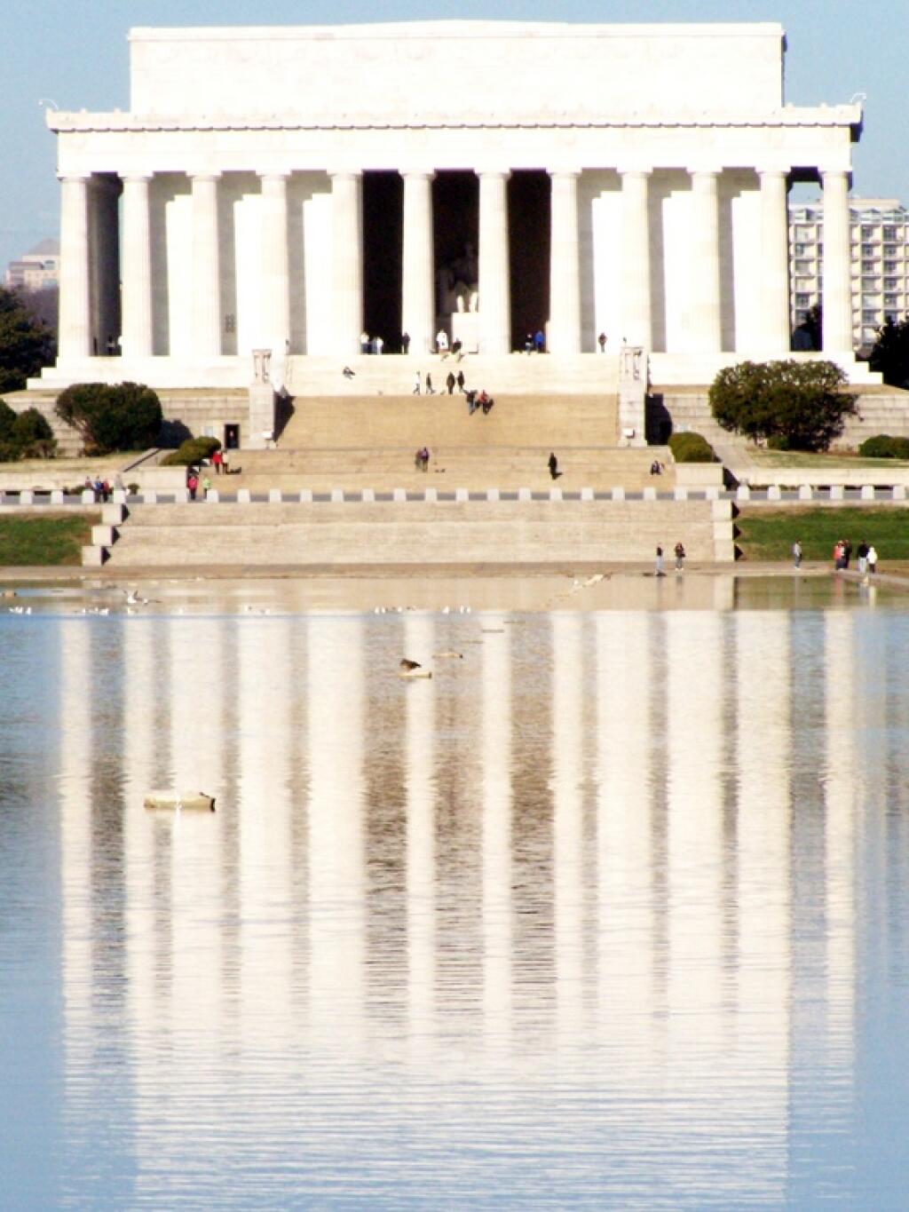 Reflection of Lincoln Memorial