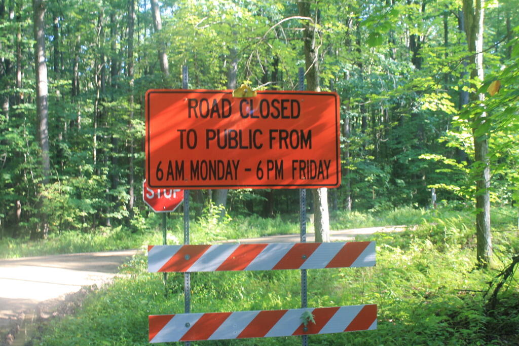 Forest Road 160 Closed on Weekdays for Construction