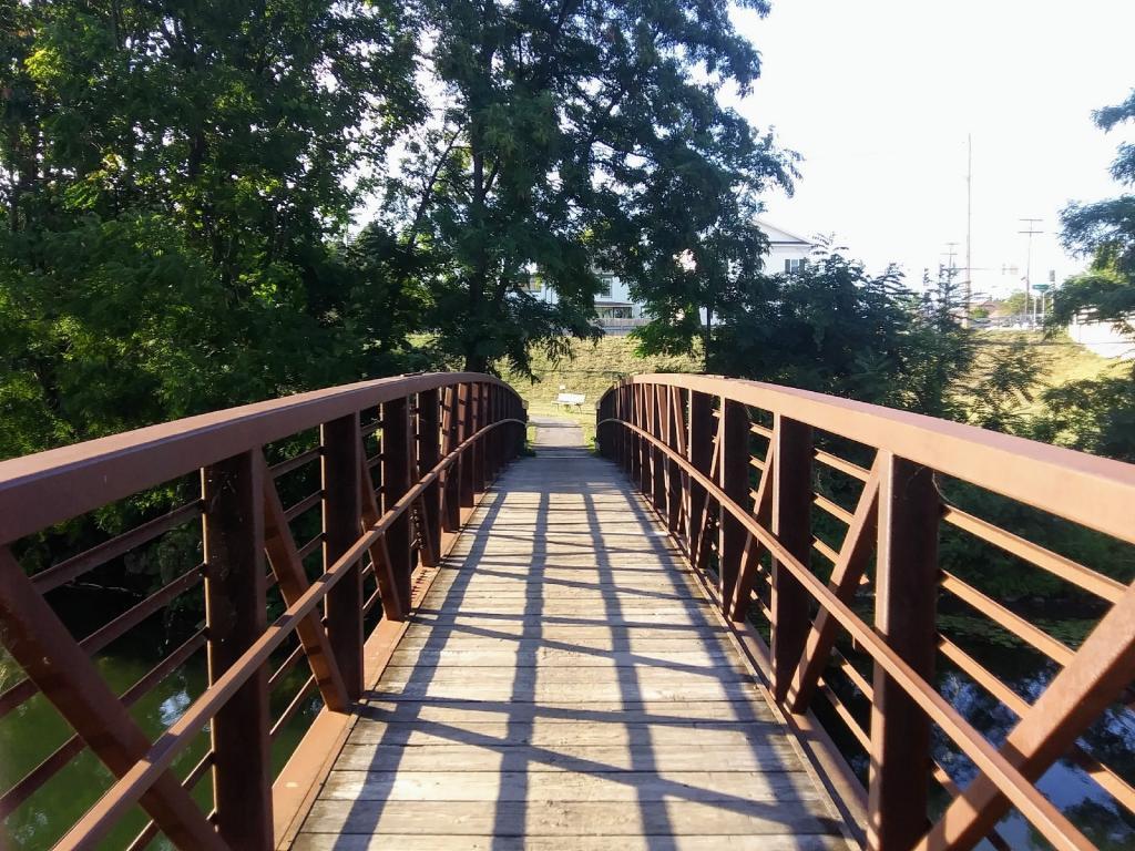Trail Bridge in Penn Yab