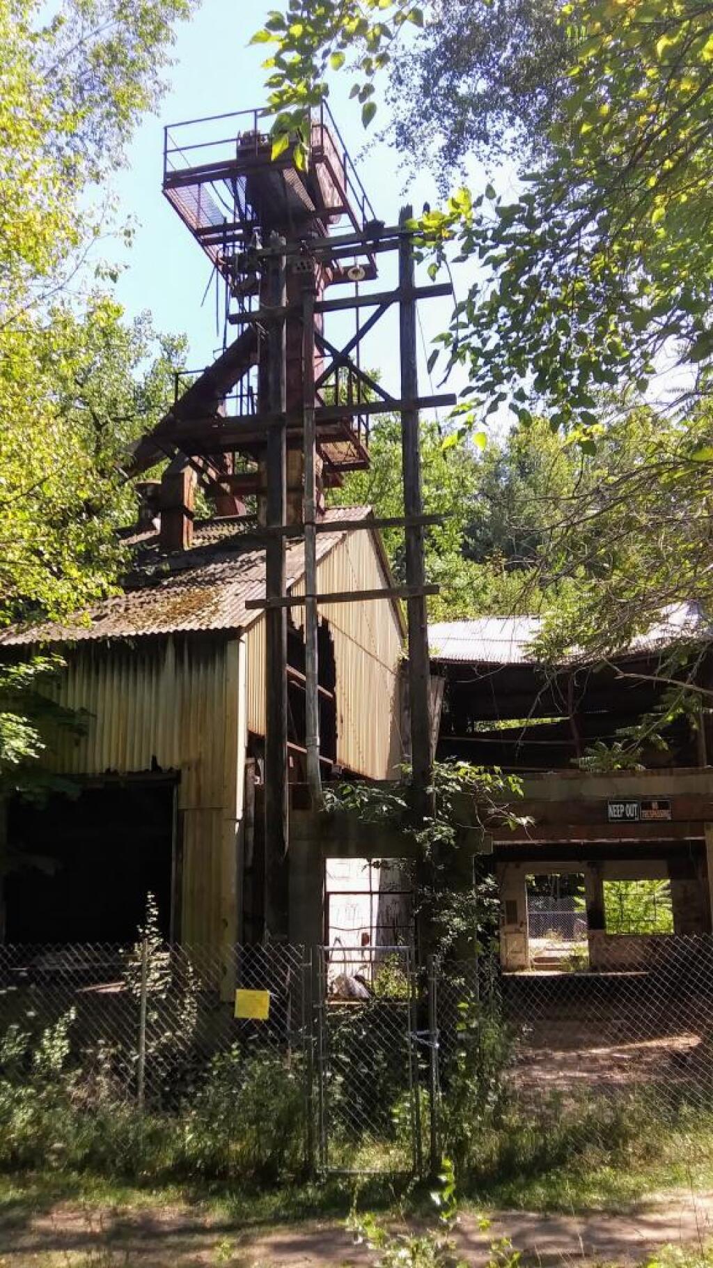 Cascade Mills Ruins