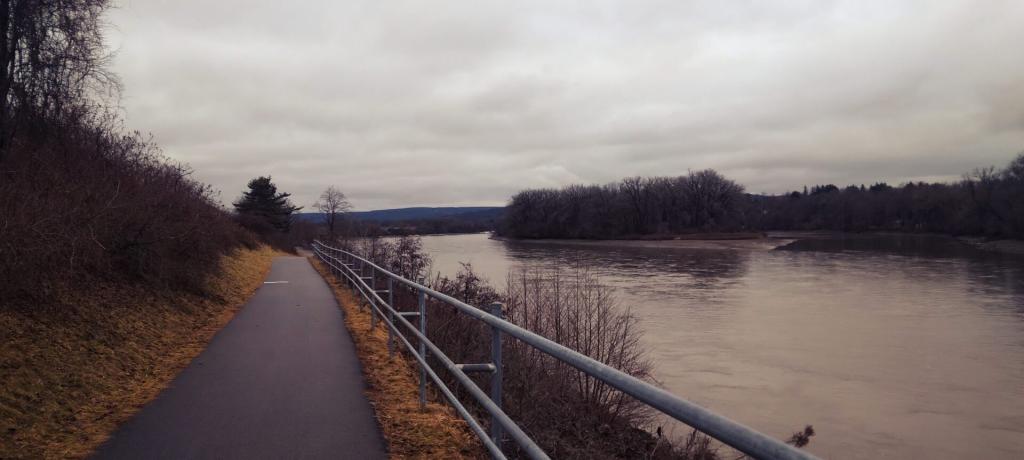 Photo: Along the Mohawk RIver