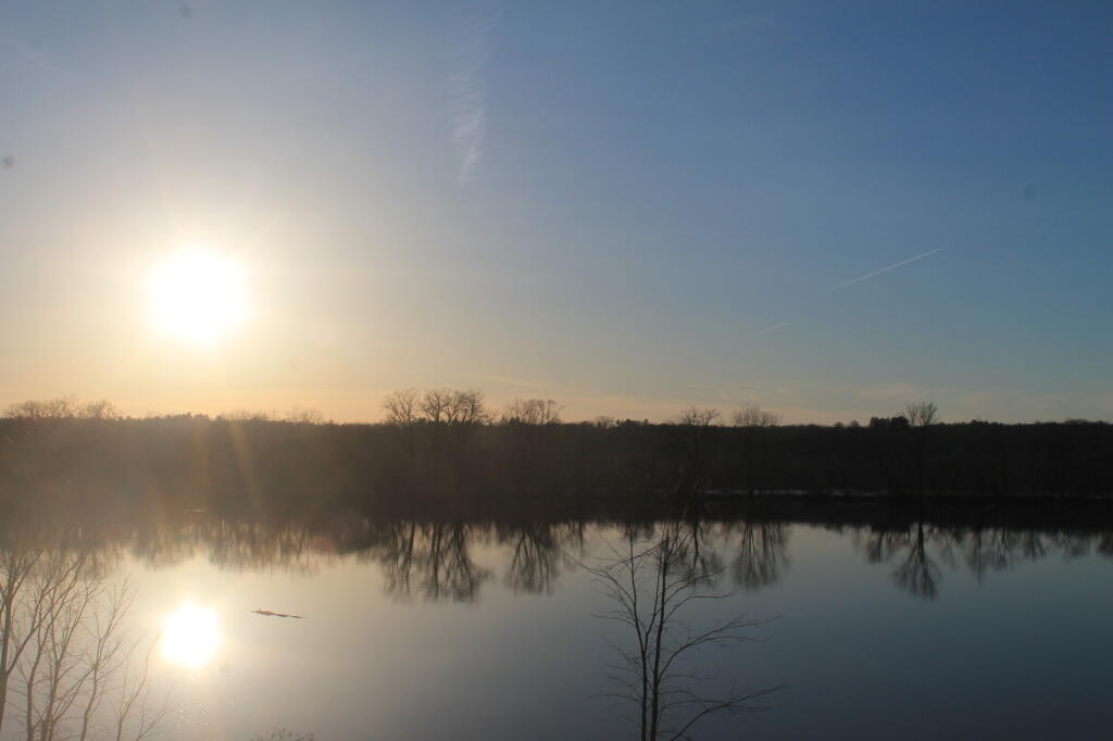 Photo: Setting Sun Over Hudson River