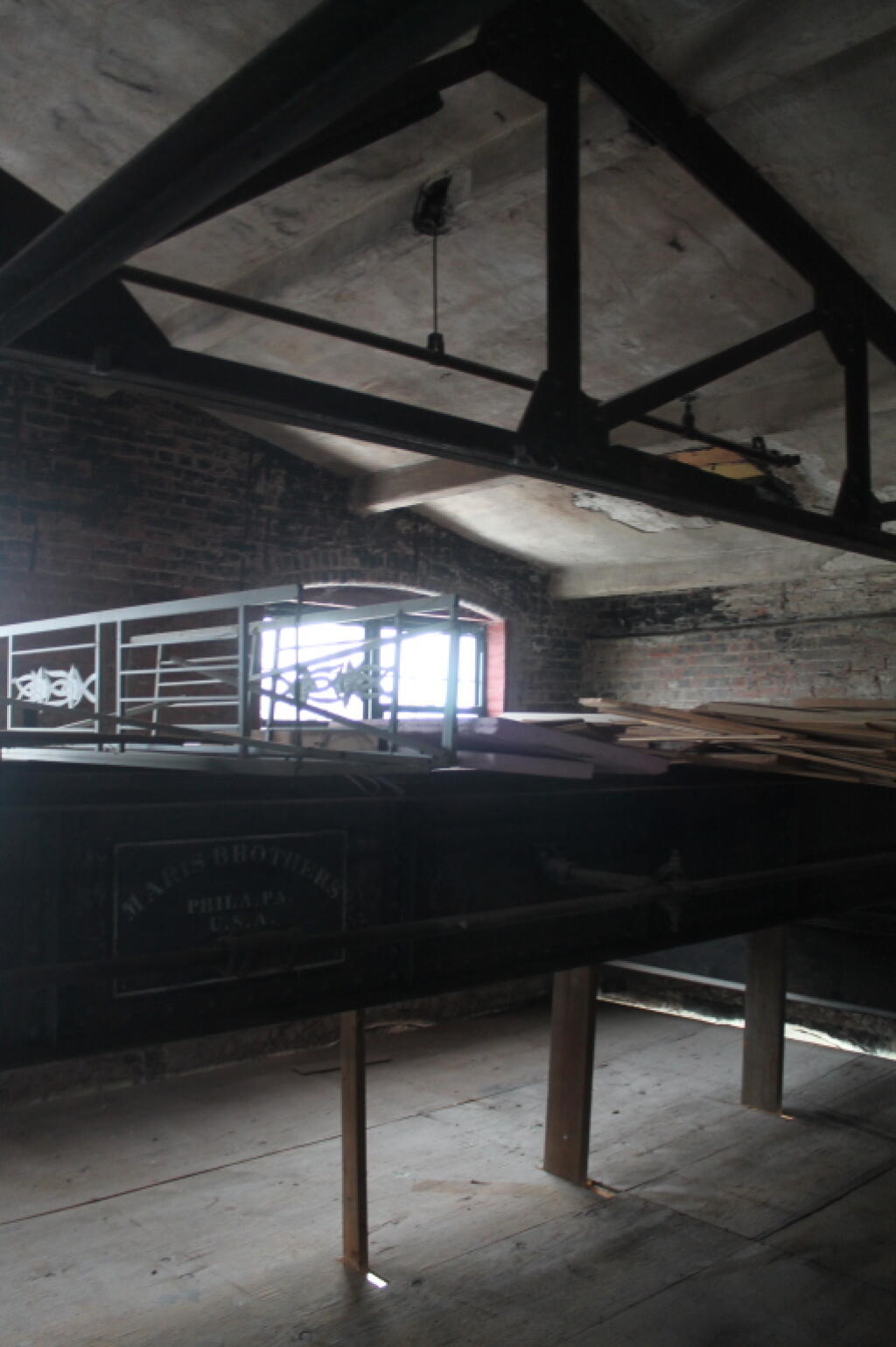 Photo: Rotary Converter Crane
