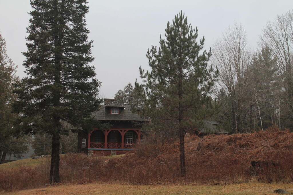 Photo: Gate House