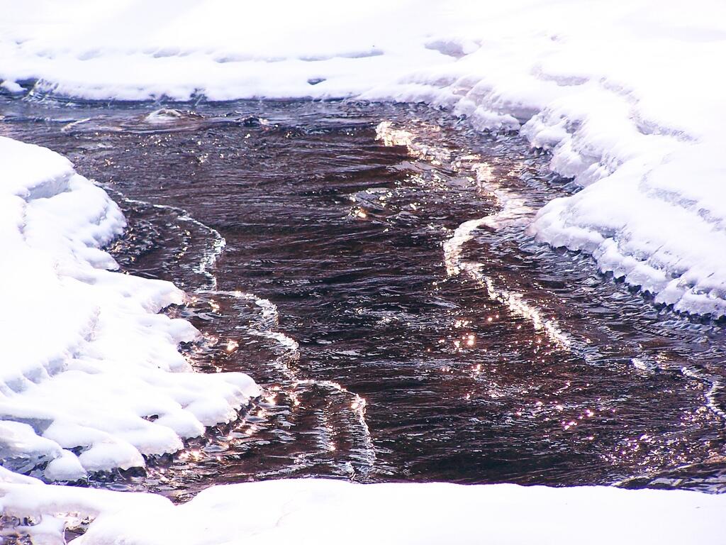 Photo: Crack in Ice