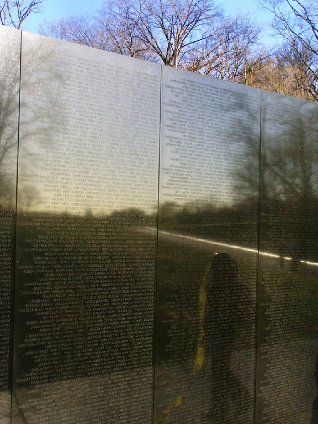 Photo: Reflection of Vietnam