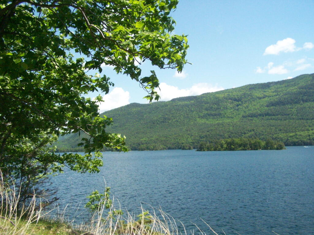 Photo: Down at Five Mile Point