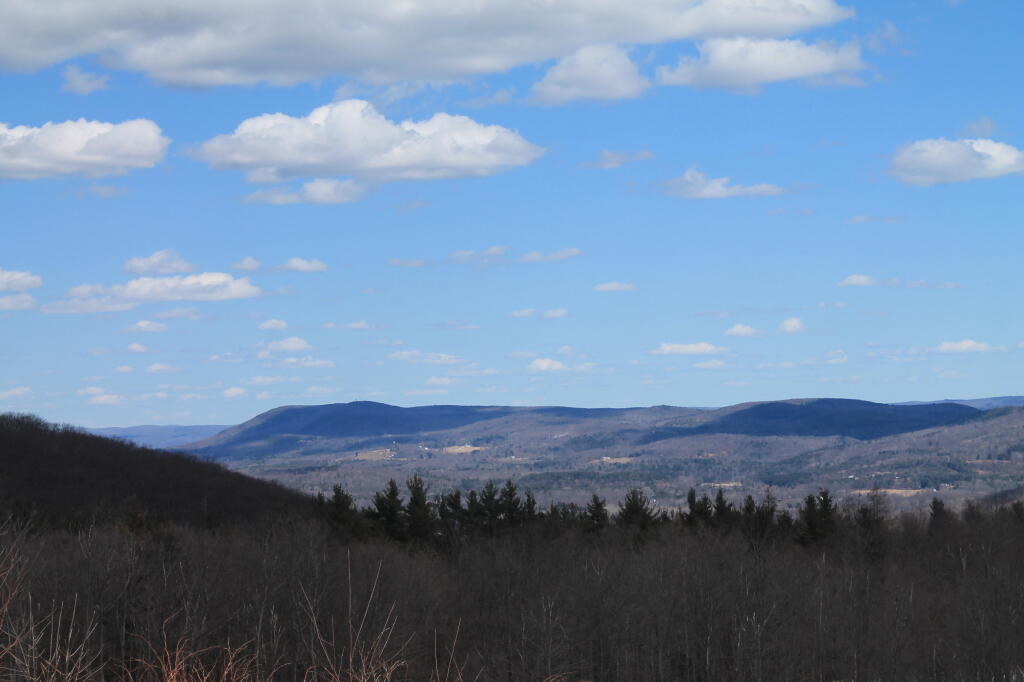Photo: West Stockbridge Mountain