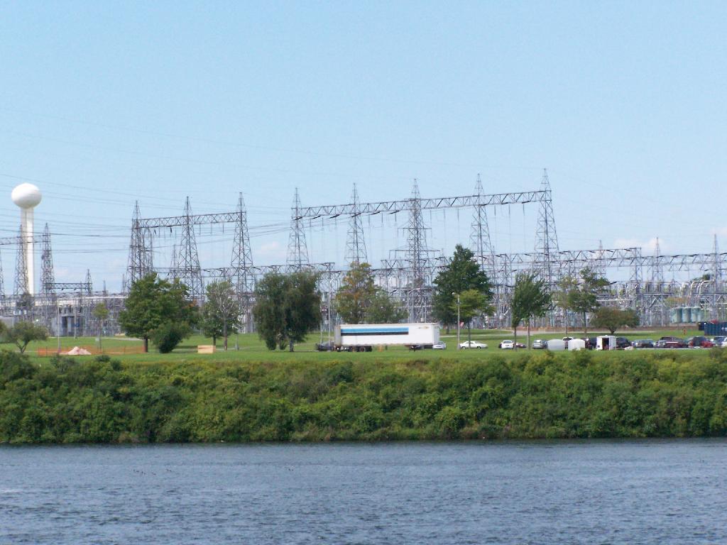 Photo: Power Lines