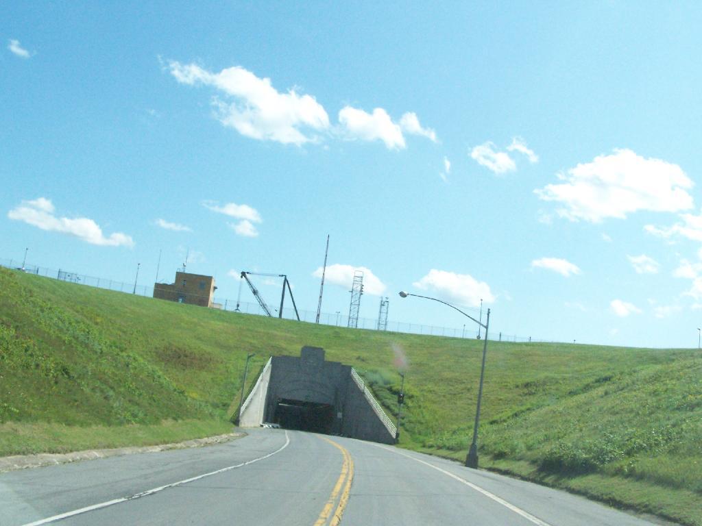 Photo: Under the Eisenhower Lock