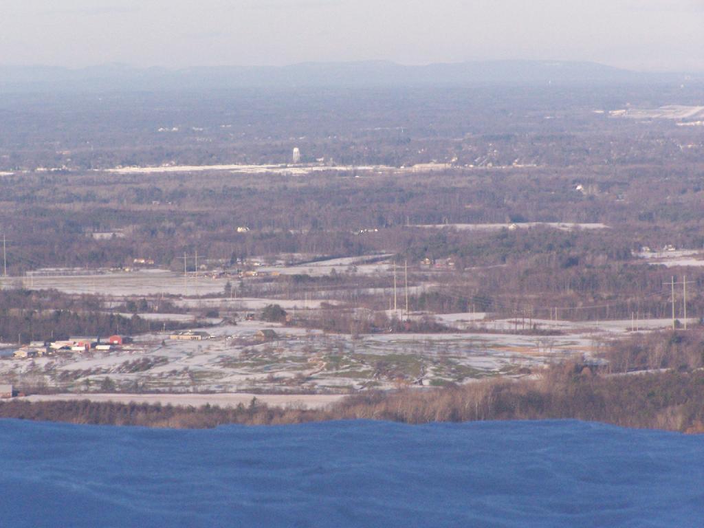 Photo: Hang Glidrs Cliff to the Adirondacks