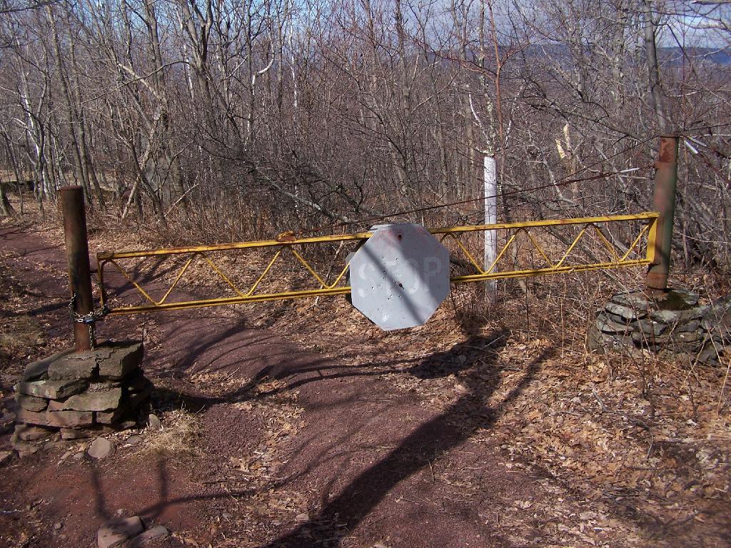 Photo: Gate on Trail to Echo Lake