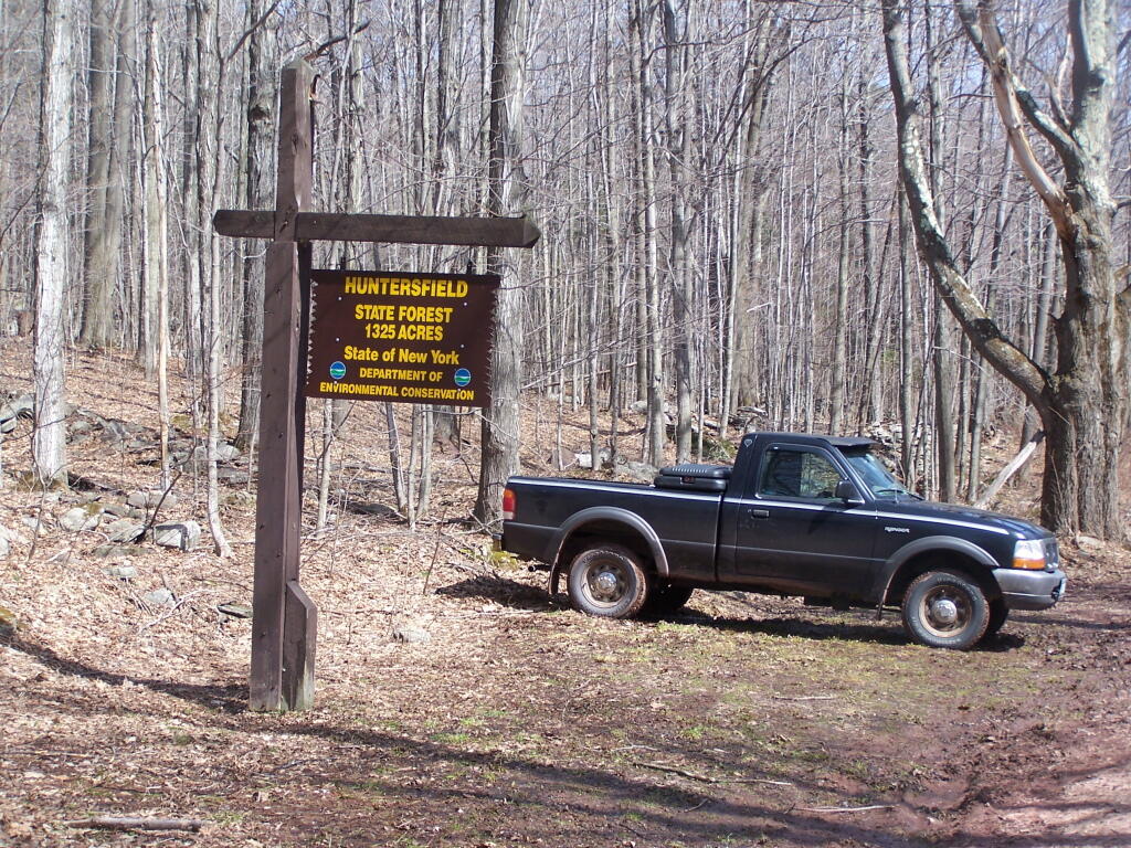 Photo: Huntersfield Mountain Sign