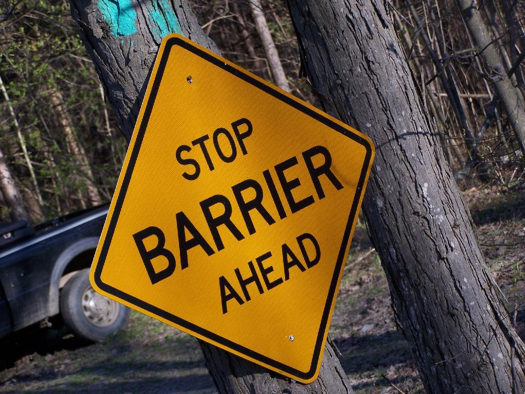 Photo: Stop Barrier Ahead