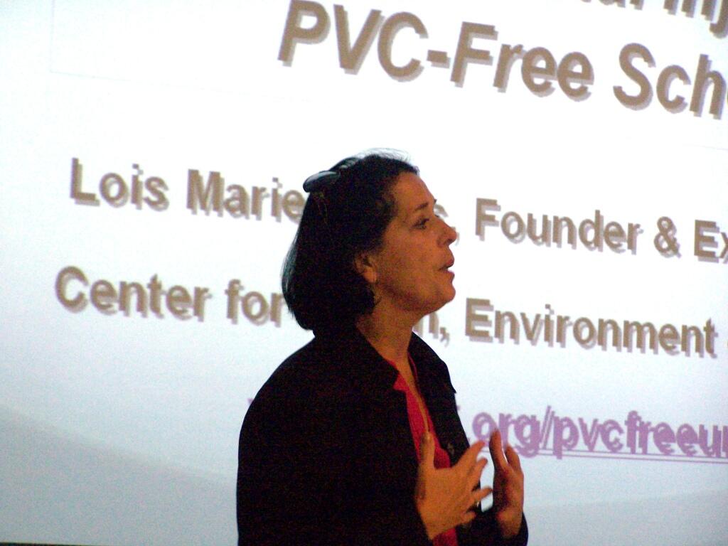 Photo: Lois Gibbs Tells About Love Canal