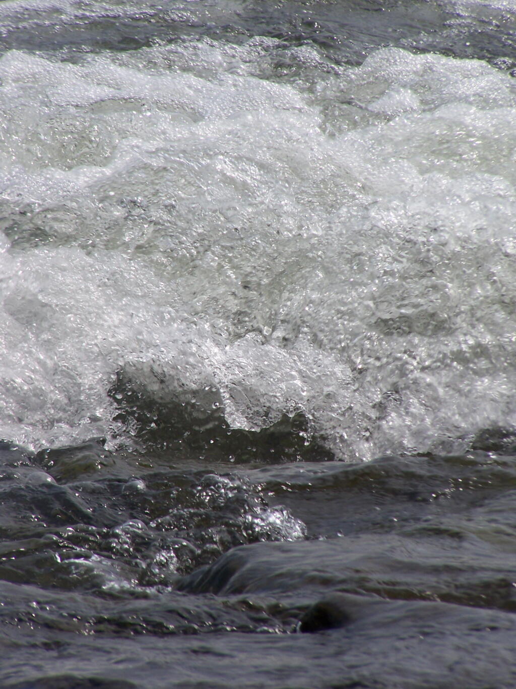 Photo: Waves Breaks