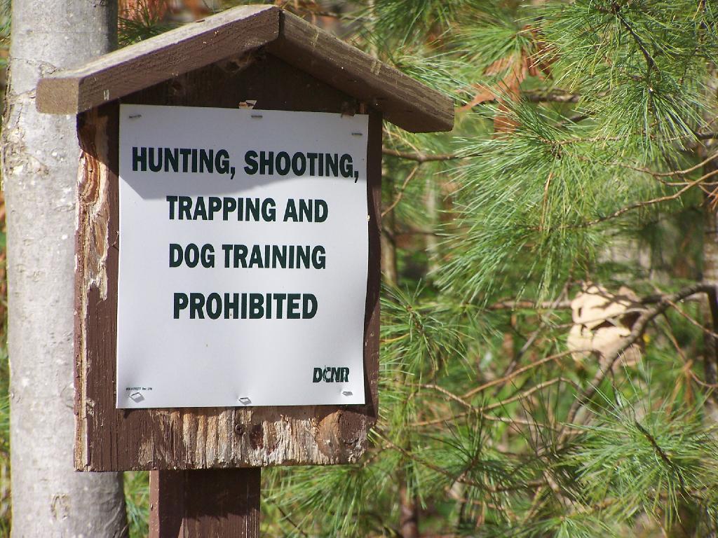 Photo: Hunting, Shooting, Dog Training Prohibited in State Parks
