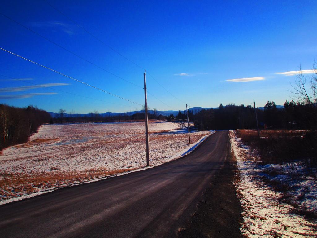 Photo: Further up u Road