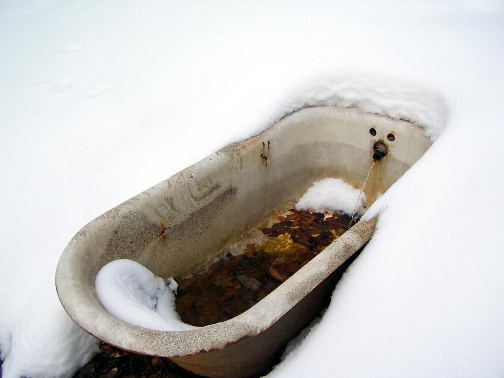 Photo: Bath Tub Springs