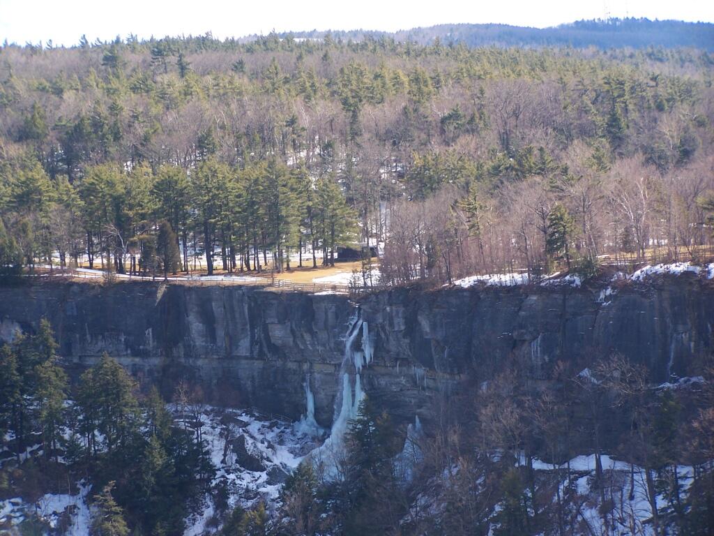 Photo: Pine Mine Falls