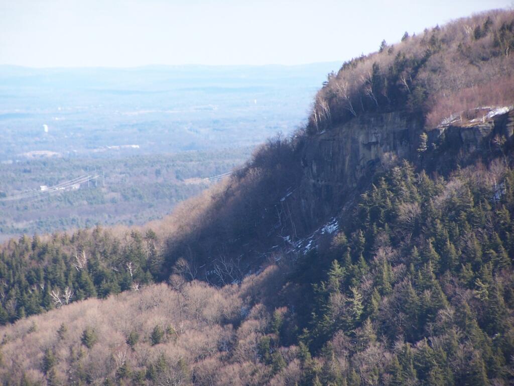 Photo: Cliffs Edge