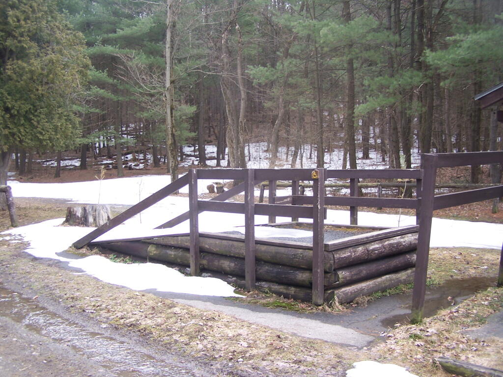 Photo: Mounting Platform