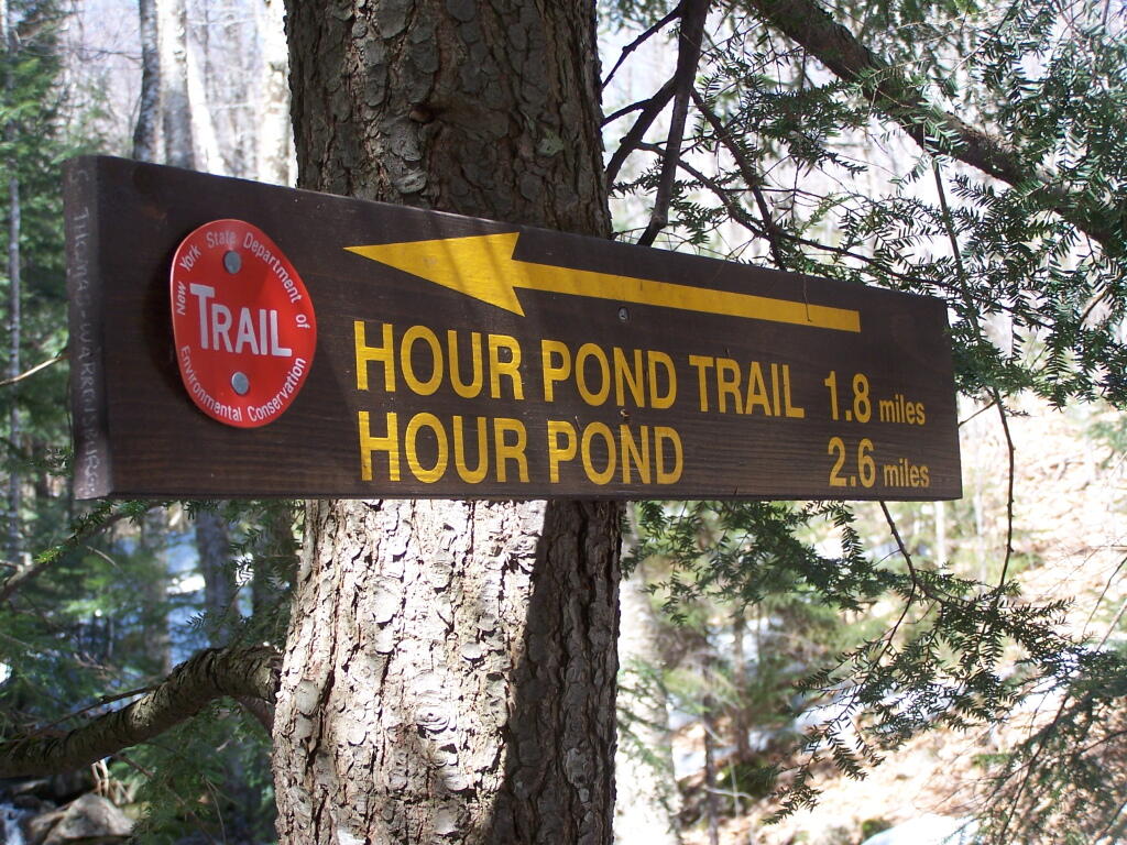 Photo: Turn Off for Hour Pond Trail