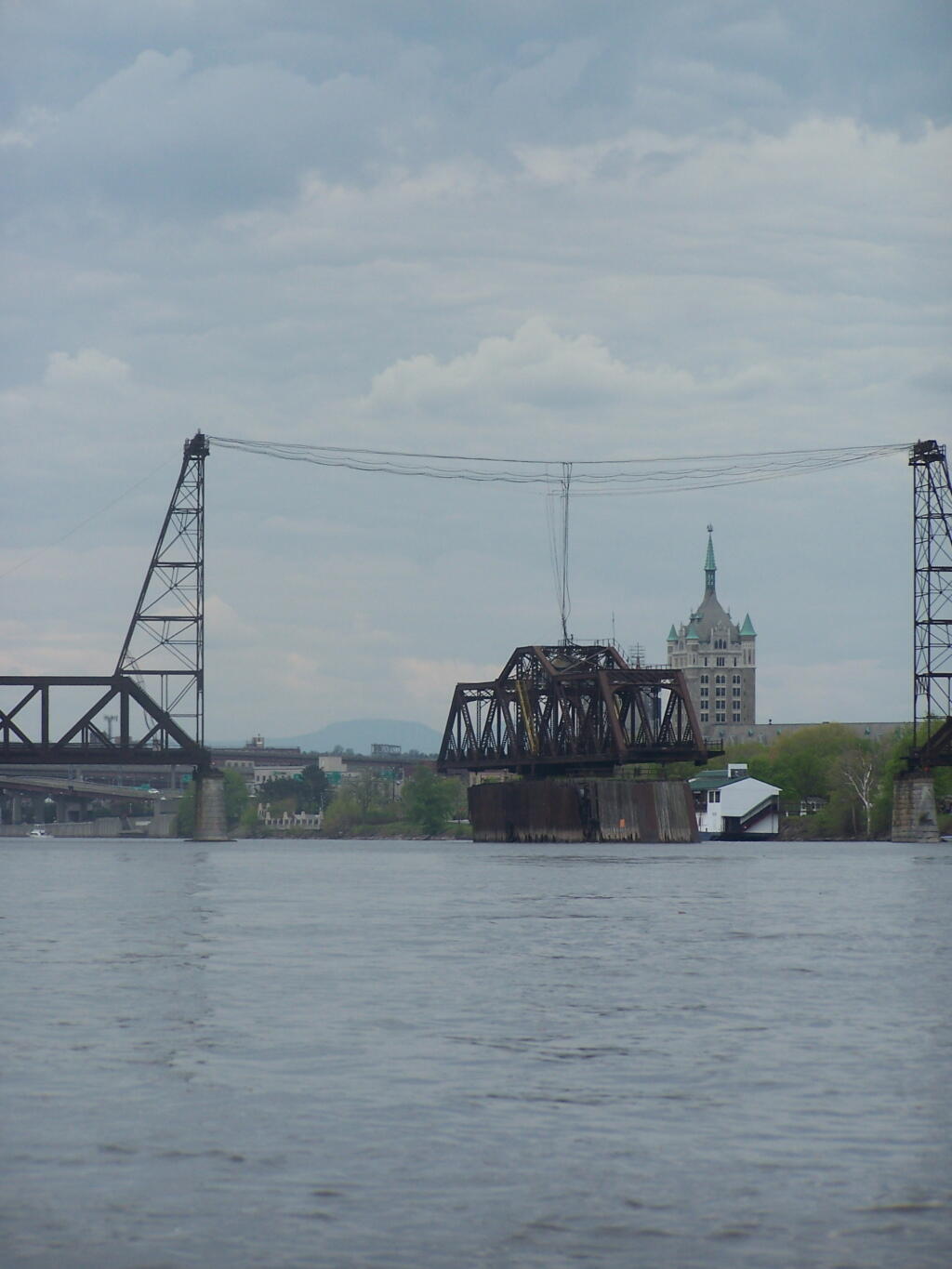 Photo: Livingston Bridge Open