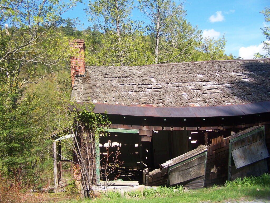Photo: Another Collapsing Adirondac Village Building