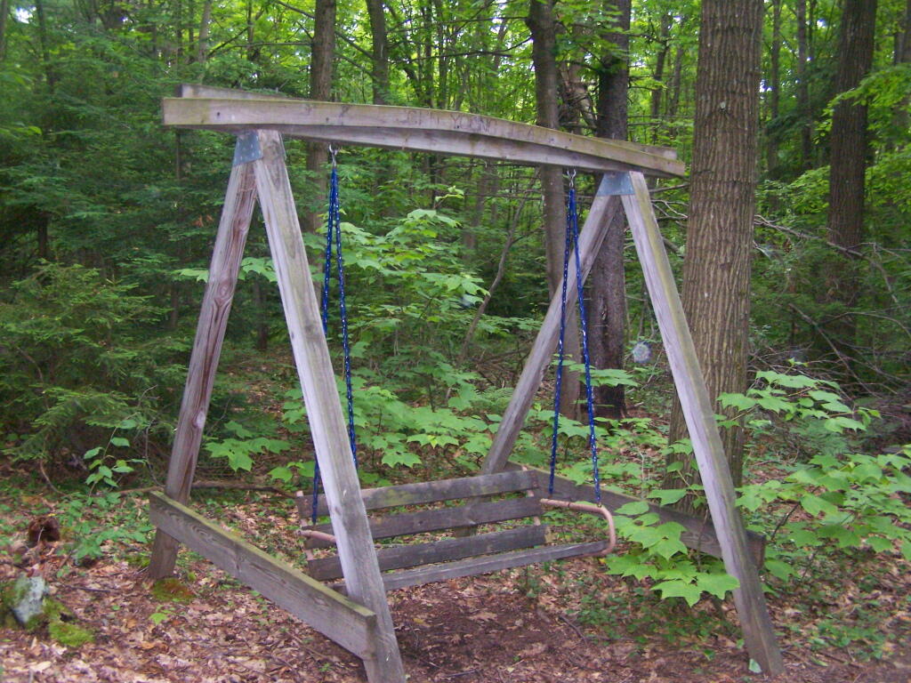 Photo: Swing Along Oak Ridge Trail
