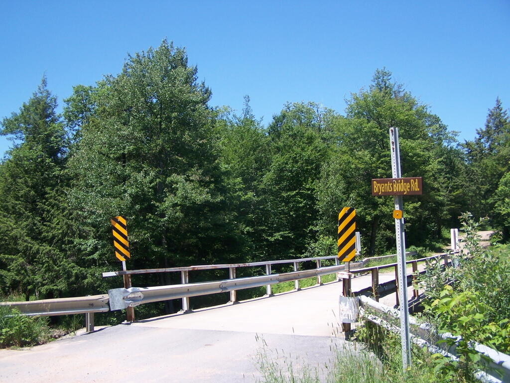 Photo: Bryants Bridge Road