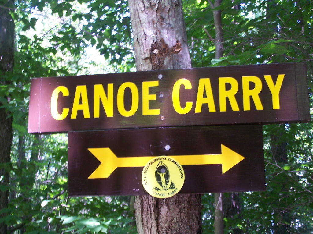 Photo: Canoe Carry Sign