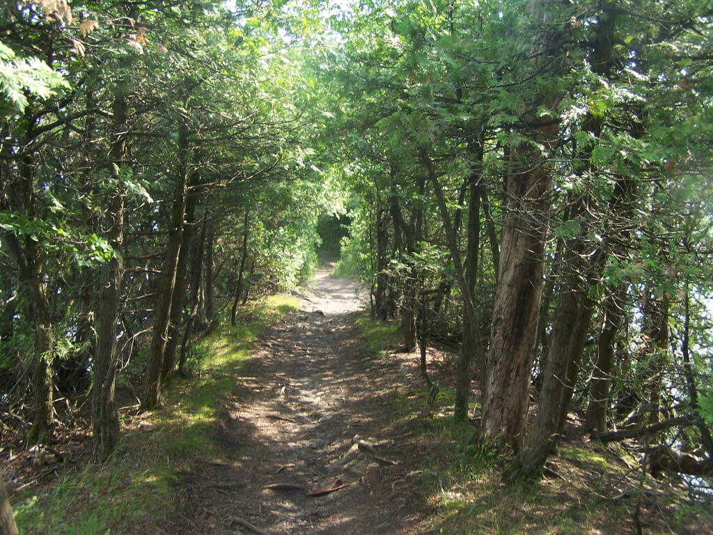 Photo: Middle Point Path