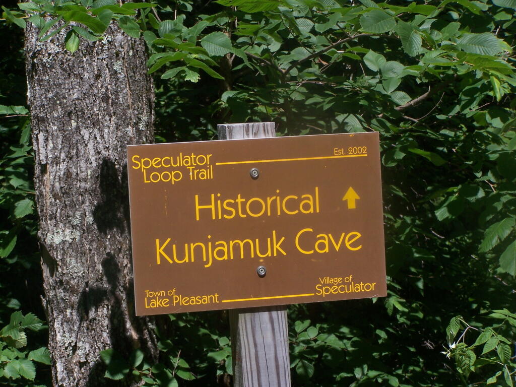 Photo: Historical Kunjamuk Cave Sign