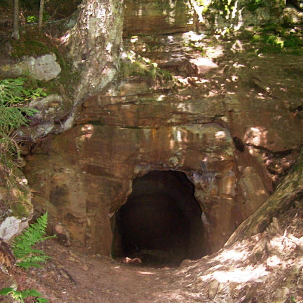 Photo: Kunjamunk Cave