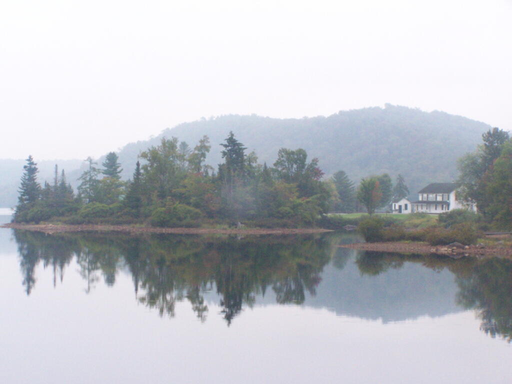 Photo: State House on North Lake