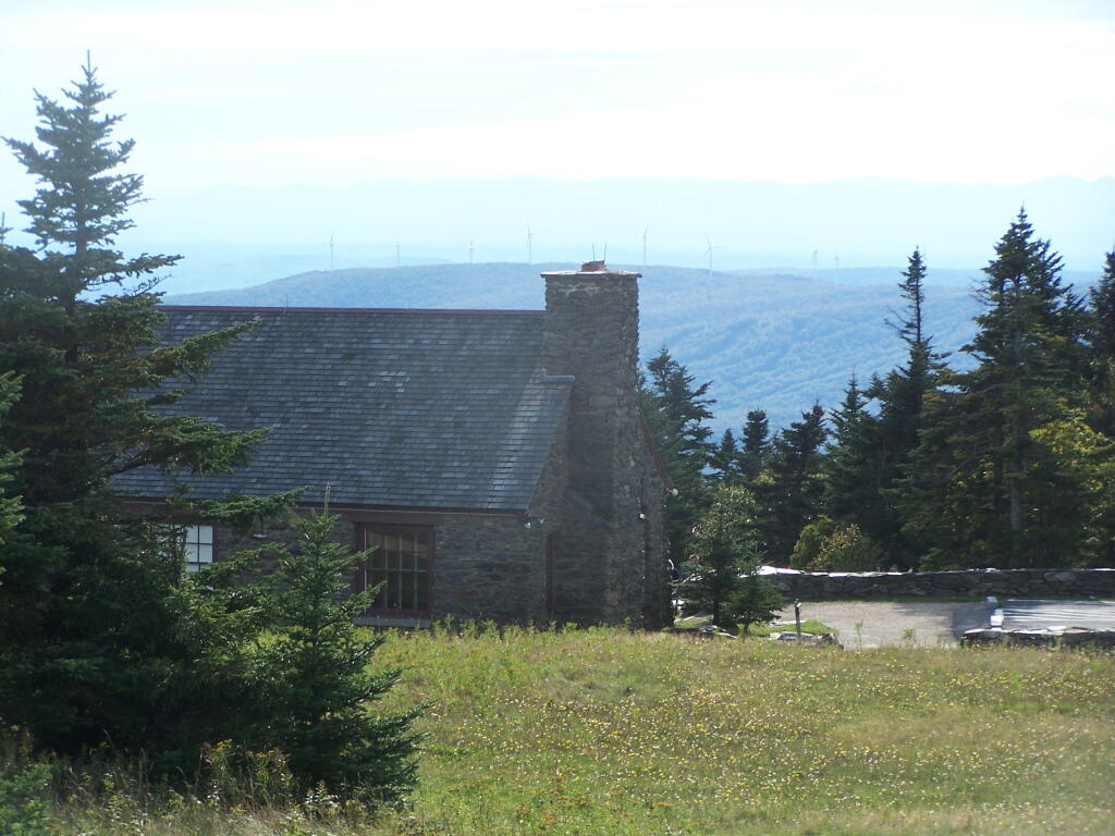 Photo: Balscom Lodge Photo: Balscom Lodge