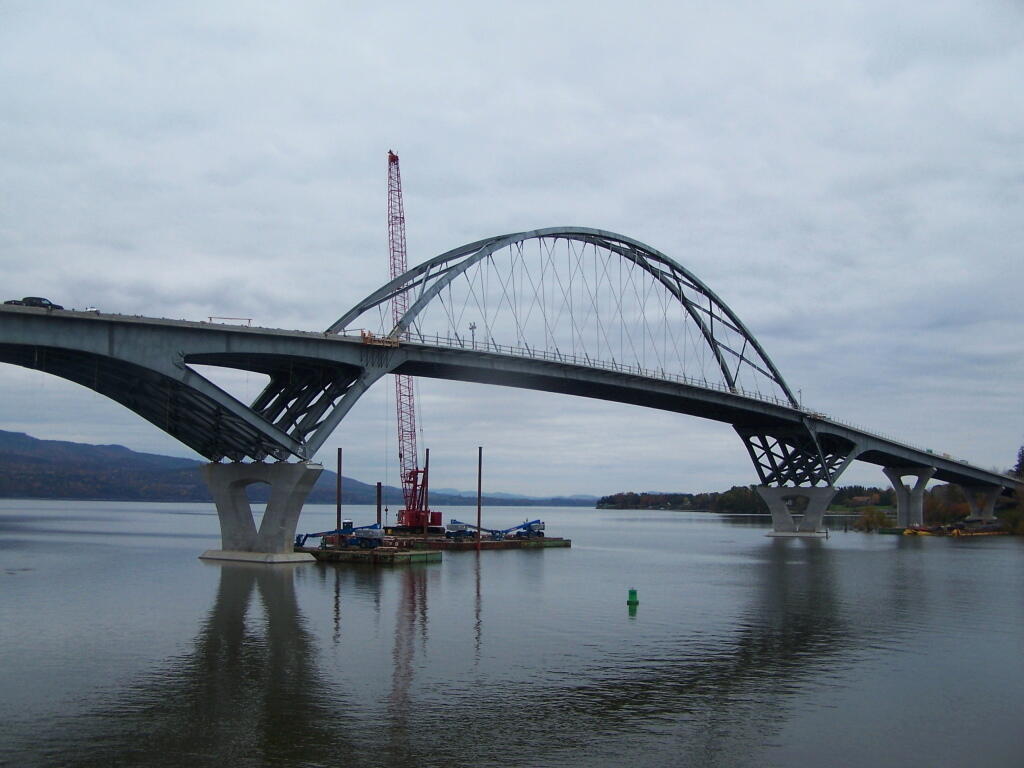 Photo: Arch Span