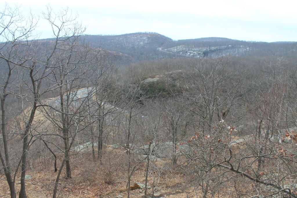 Photo: US 9W Winds Over Mountain