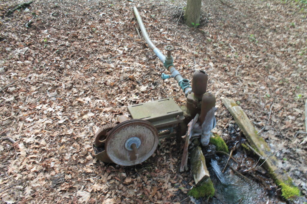 Photo: Broken Water Pump