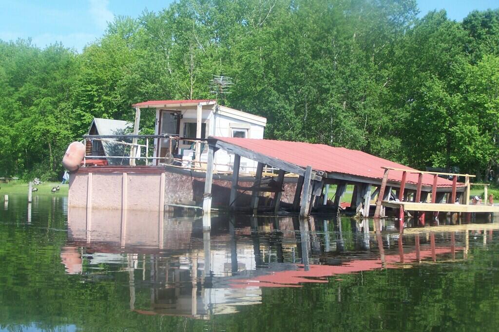 Photo: Shanty Along Fish Creek