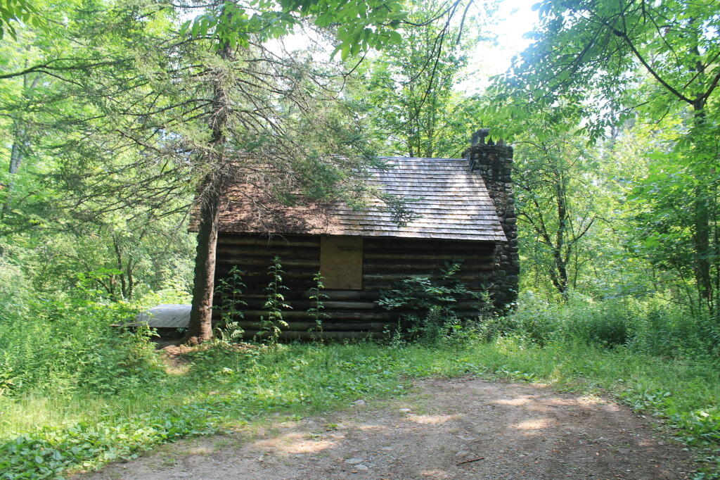 Photo: Hunting Cabin at End of Teachout Road
