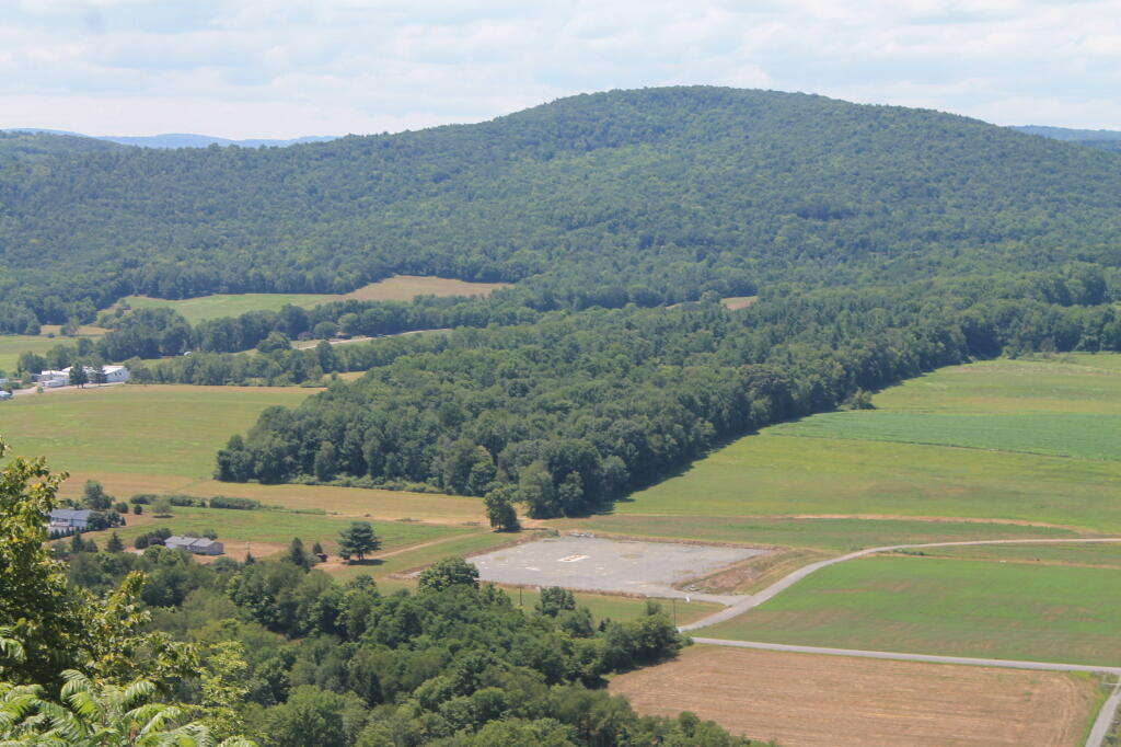 Photo: Natural Gas Well Pad