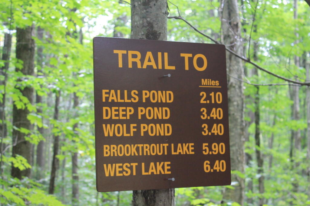 Photo: Trail to Sign
