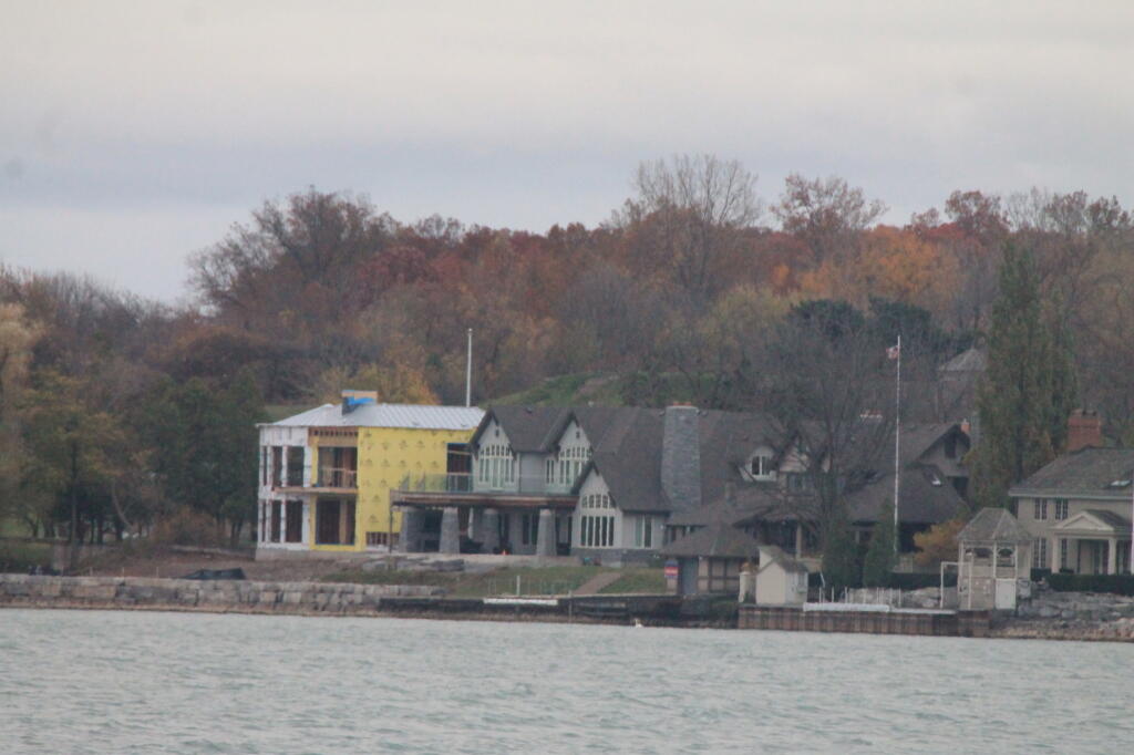 Photo: Houses on the Candian Side