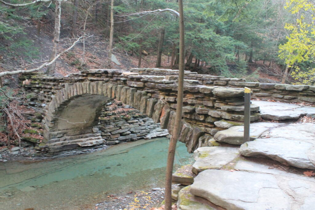 Photo: Lower Bridge