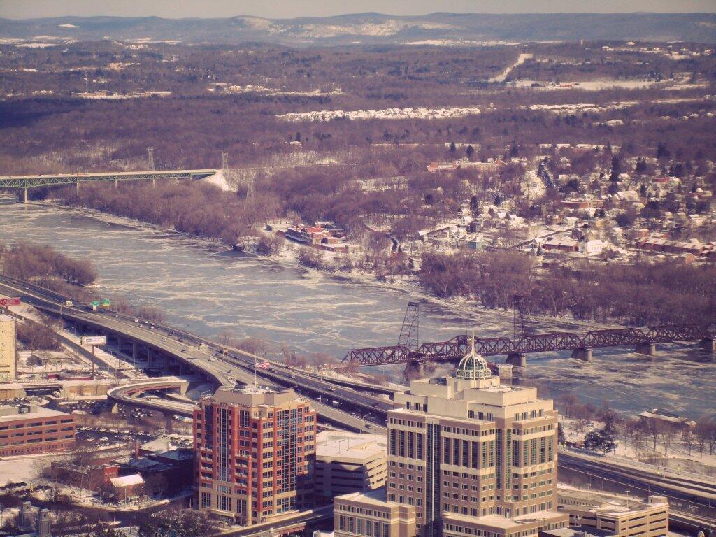 Photo: River Is Freezing