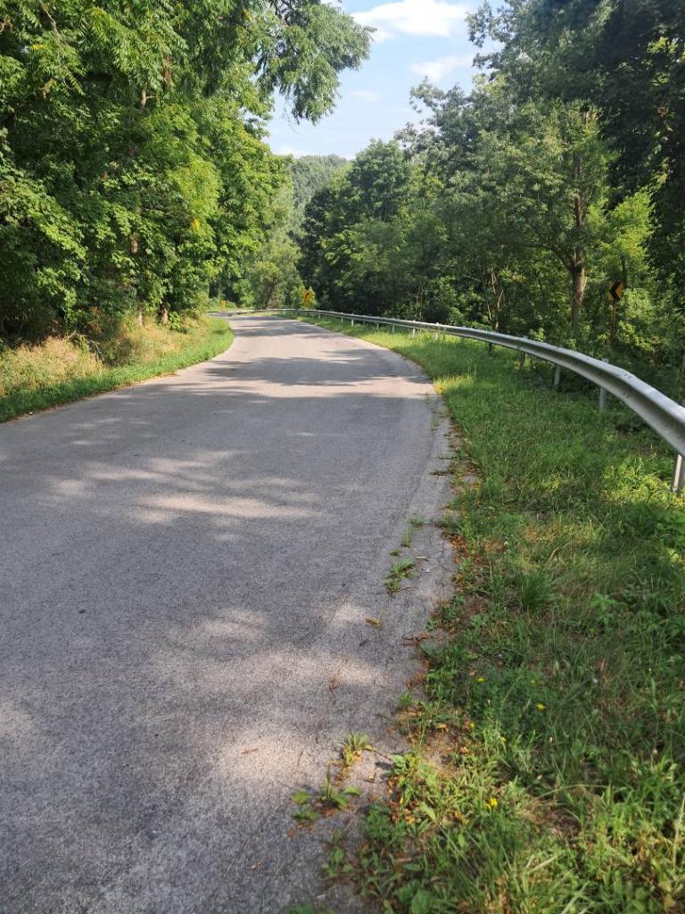 Photo: The hill you must ride 🚵 from the Kueka Outlet Trail to the Spotted Duck Creamery. 🦆 🍨