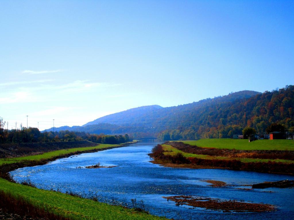 Photo: Potomac River from Cumberland